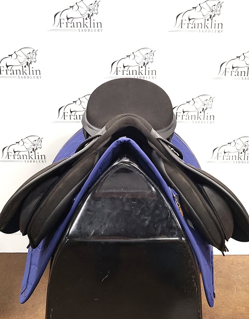 Thorowgood All Purpose Saddle 17" Seat Consignment #781