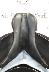 Courbette Merkur Jumping Saddle 17" Seat MW Tree Consignment #789