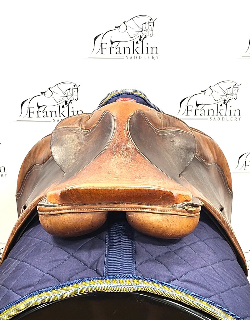 Crosby Jumping Saddle 16.5" Seat Consignment #787