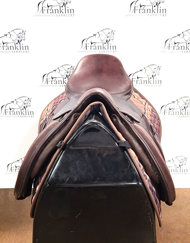 M. Toulouse M. Toulouse Premia Close Contact Saddle 17.5" Seat Consignment #800