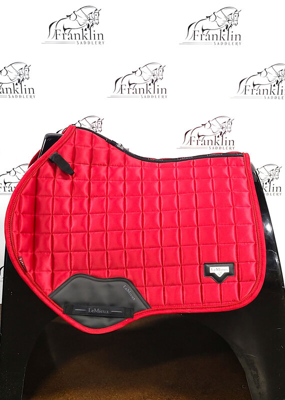 LeMieux LeMieux Loire Satin Close Contact Pad Chili