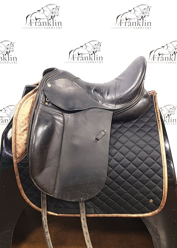 Frank Baines Omni Dressage Saddle 17" Seat Consignment #804