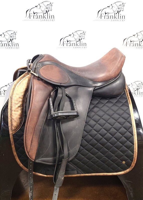 Custom J. Hulsebos Dressage Saddle 17.5" Seat Consignment #805