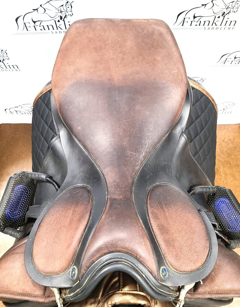 Custom J. Hulsebos Dressage Saddle 17.5" Seat Consignment #805