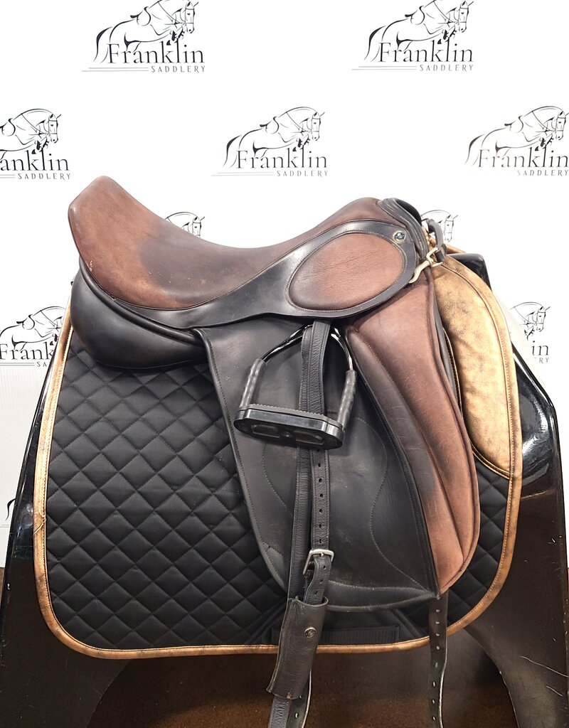 Custom J. Hulsebos Dressage Saddle 17.5" Seat Consignment #805