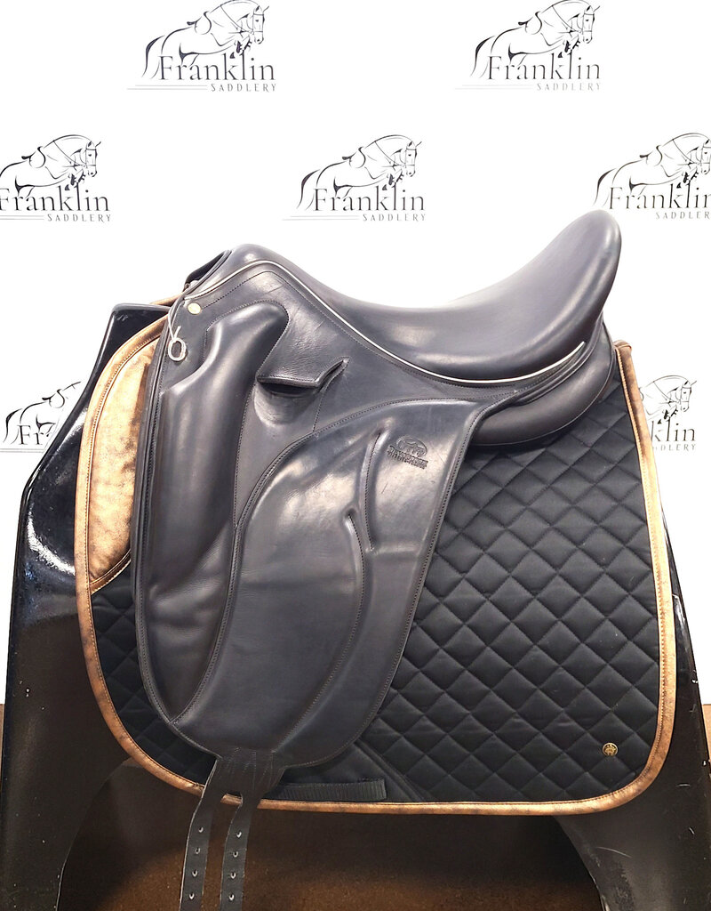 Devoucoux Monoflap Dressage Saddle 18.5" Seat Consignment #812