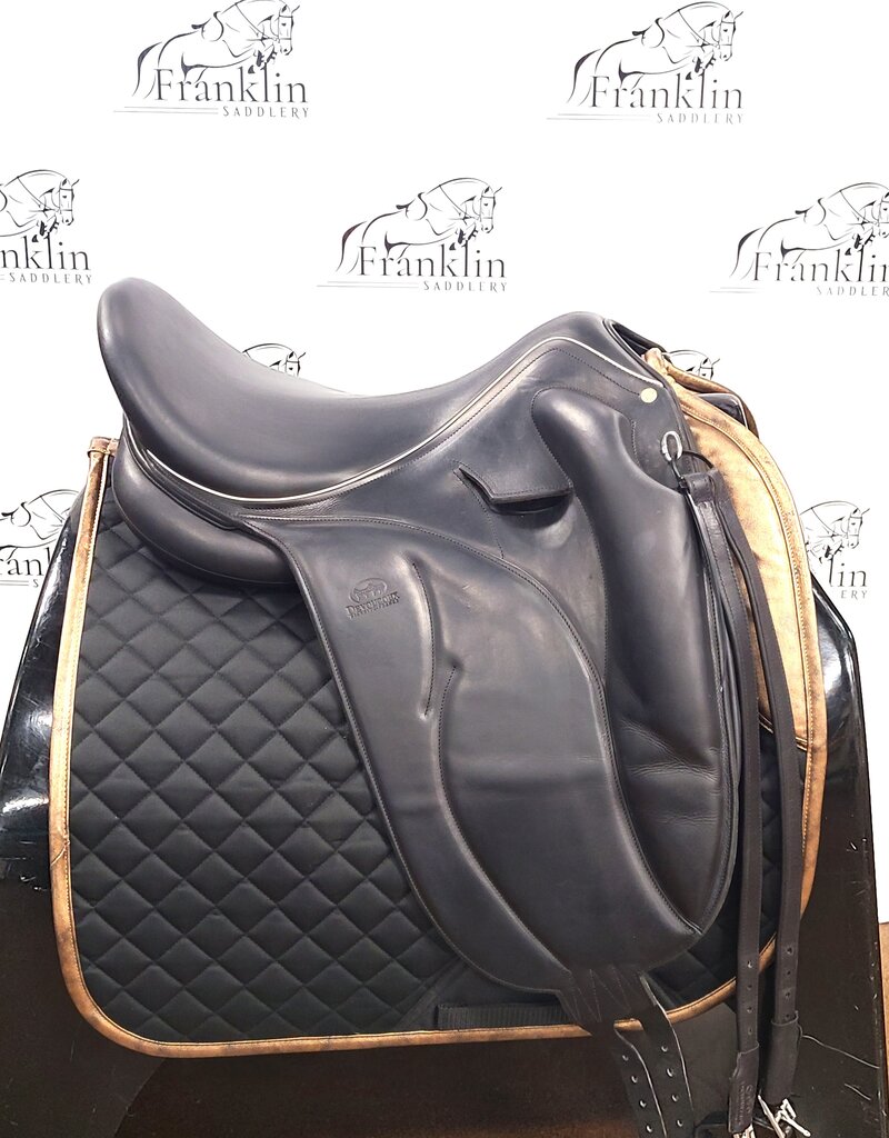 Devoucoux Monoflap Dressage Saddle 18.5" Seat Consignment #812