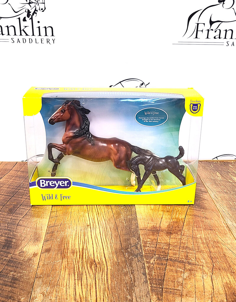 Breyer Breyer Wild & Free Horse & Foal Set