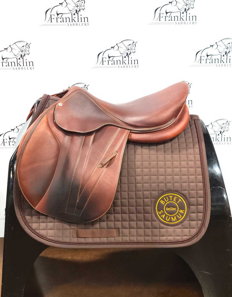 Butet Used Butet Premium Integrated M 17.5" Seat 2 Flap Wide Tree DTF Gold Saddle Consignment #661