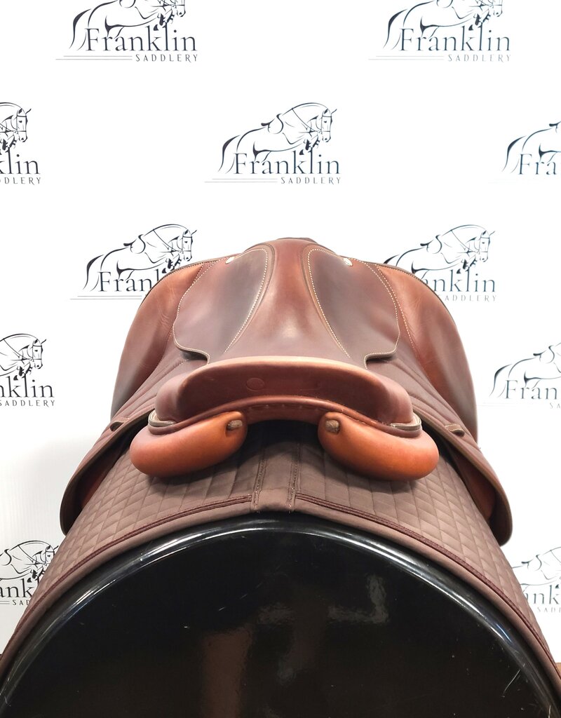 Butet Used Butet Premium Integrated M 17.5" Seat 2 Flap Wide Tree DTF Gold Saddle Consignment #661