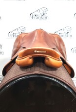 Butet Used Butet Premium M 17.5" Seat 2.5 Flap Standard Tree Saddle FABDT Panels (Non-Integrated Panels)