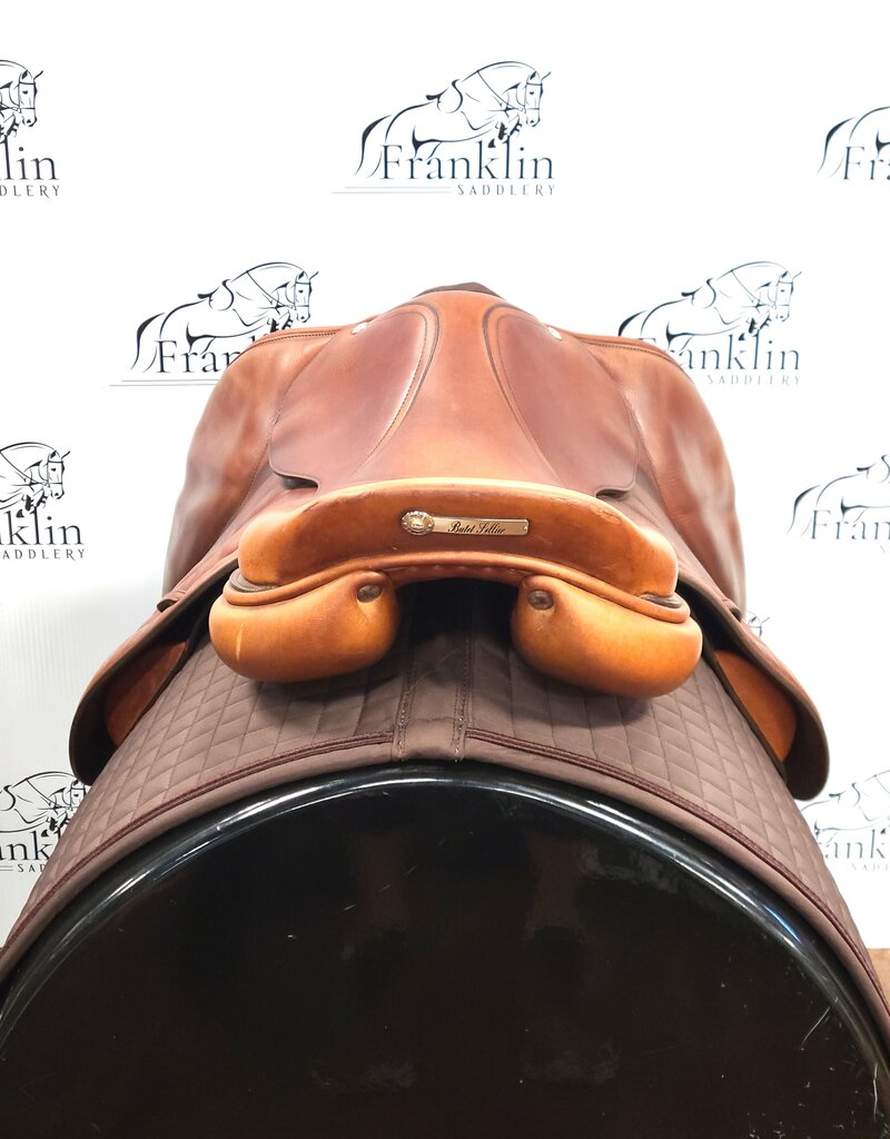 Butet Used Butet Premium M 17.5" Seat 2.5 Flap Standard Tree Saddle FABDT Panels (Non-Integrated Panels)