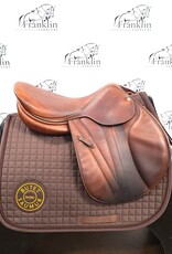 Butet Used Butet Premium Integrated M 17.5 Seat 1.75 Flap Standard Tree Gold Saddle