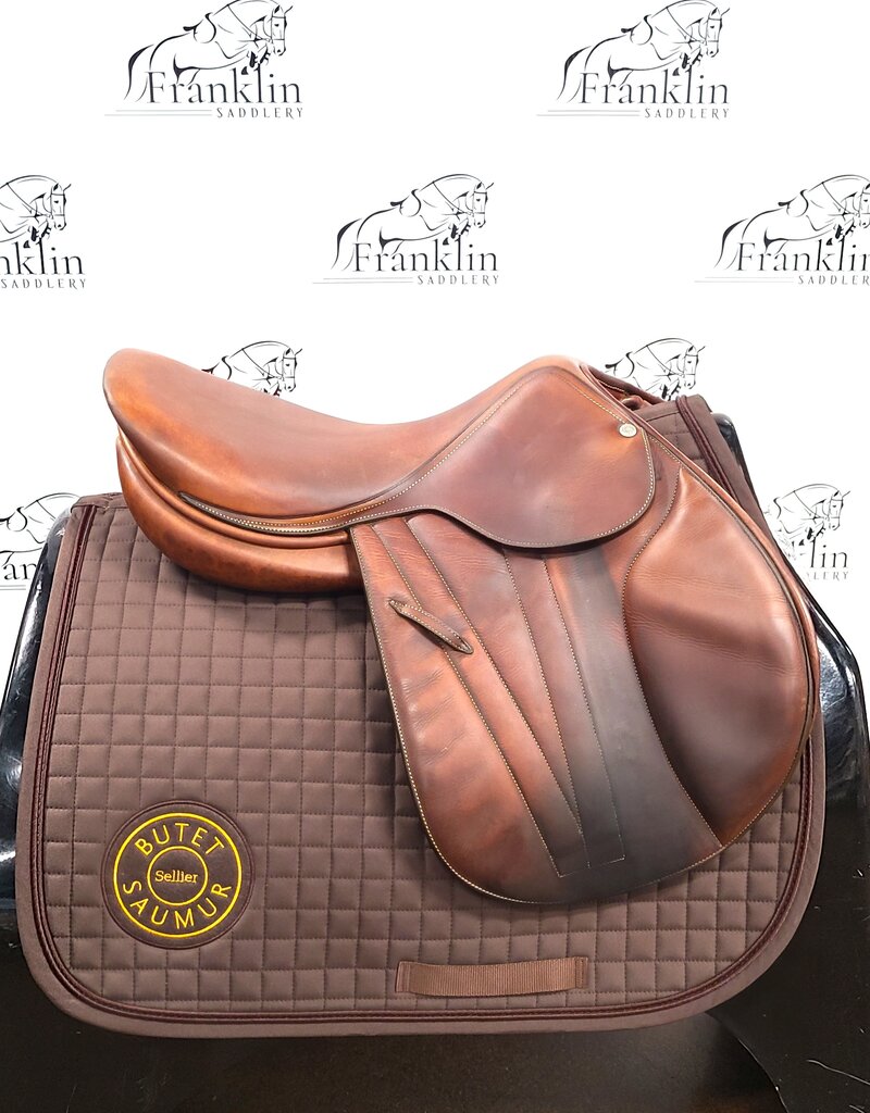 Butet Used Butet Premium Integrated M 17.5 Seat 1.75 Flap Standard Tree Gold Saddle