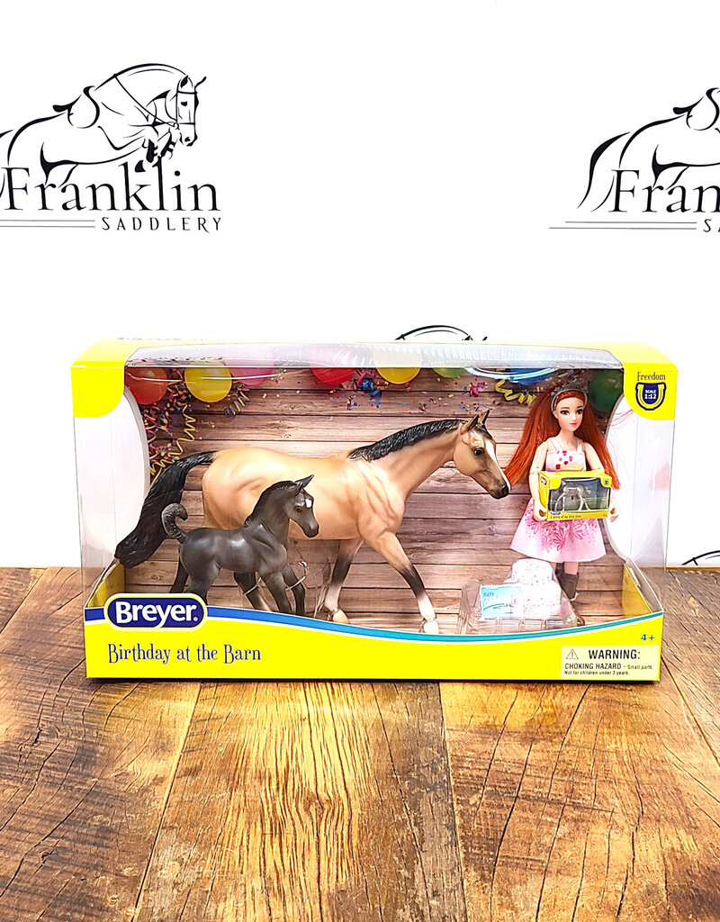 Breyer Breyer Birthday at the Barn Set