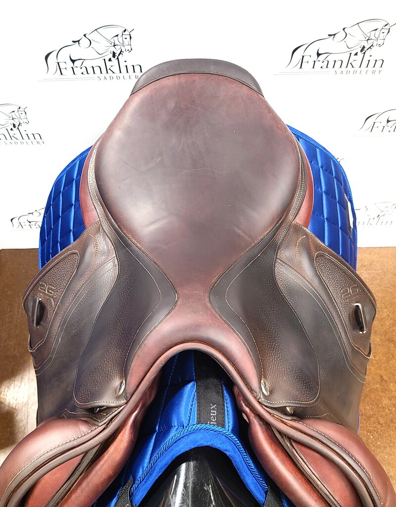 CWD 2G Jumping Saddle 17.5" Seat Medium Tree Consignment #816