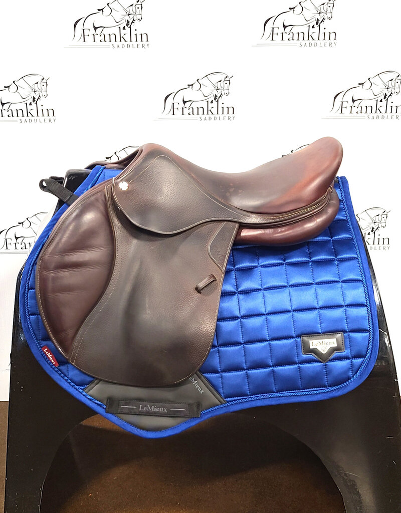 CWD Jumping Saddle 17.5" Seat Medium Tree Consignment #817