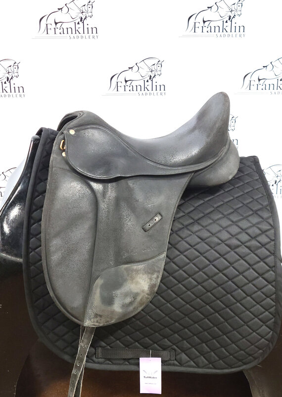 Wintec Isabell Werth Dressage Saddle 16.5" Seat Consignment #822