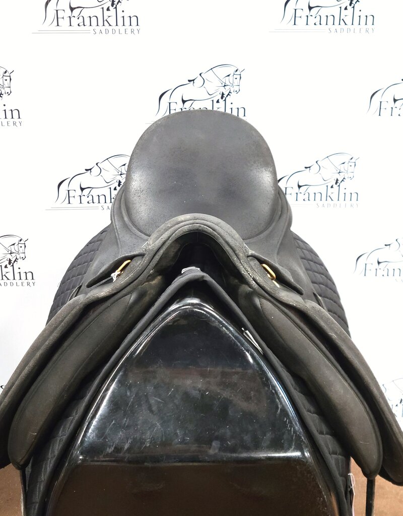 Wintec Isabell Werth Dressage Saddle 16.5" Seat Consignment #822