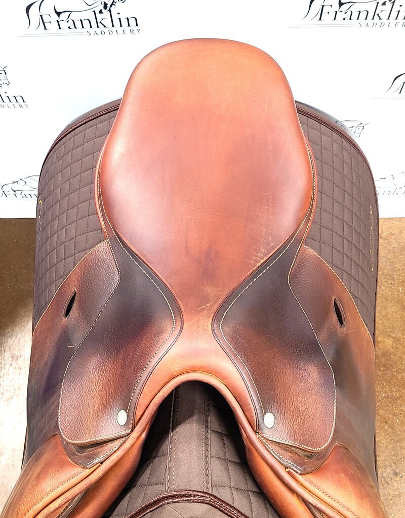 Used Butet 2007 L 17" Seat 1 Flap Standard Tree Gold Saddle Consignment #835