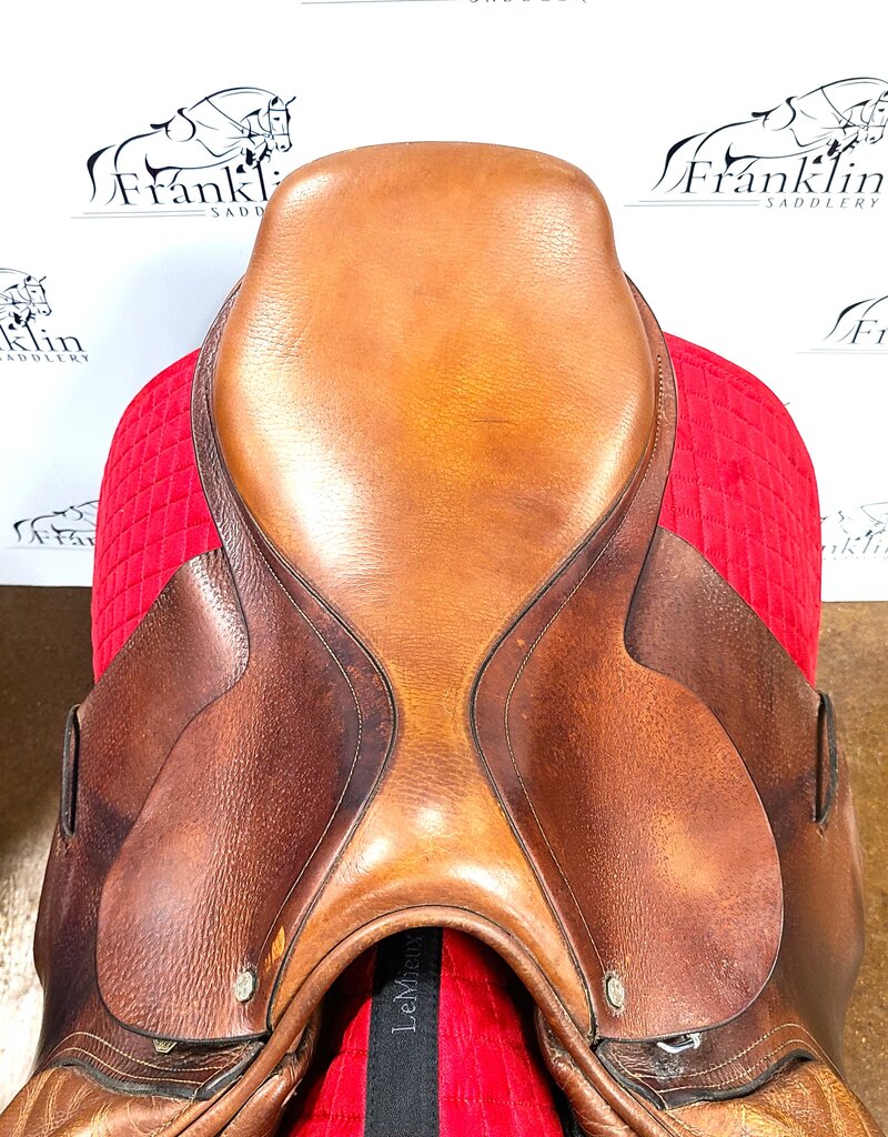 Barnsby Jumping Saddle 18" Seat Consignment #827