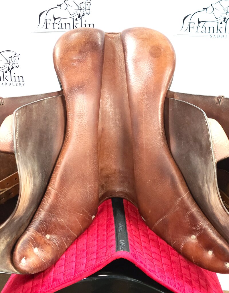 Barnsby Jumping Saddle 18" Seat Consignment #827