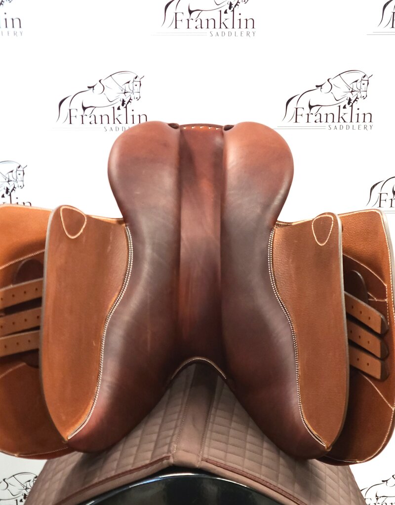 Butet Butet Premium Integrated P 17" Seat 2L Flap Standard Tree Gold Saddle