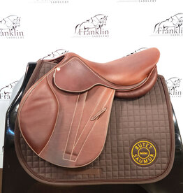 Butet Butet Premium L 17" Seat 2.5 Flap Standard Tree  UDTF Gold Saddle