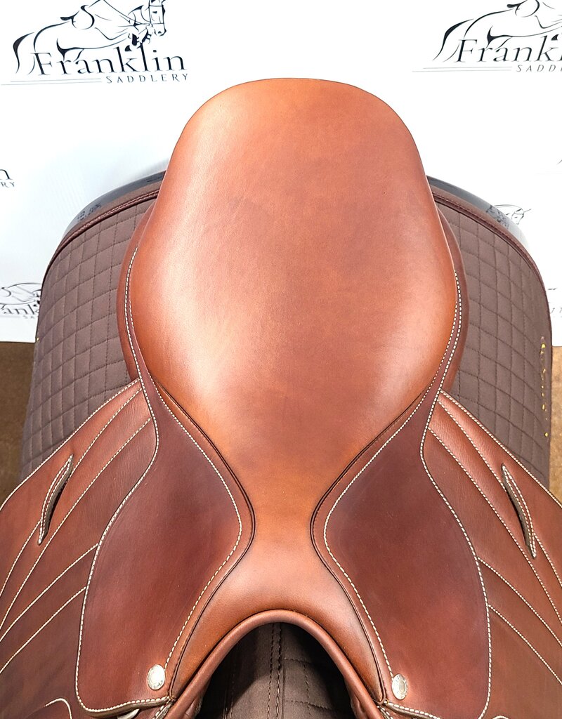 Butet Butet Premium L 17" Seat 2.5 Flap Standard Tree  UDTF Gold Saddle