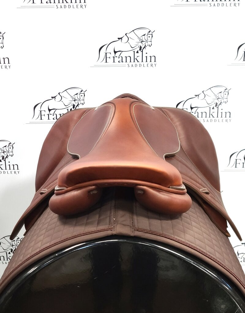 Butet Butet Premium L 17" Seat 2.5 Flap Standard Tree  UDTF Gold Saddle