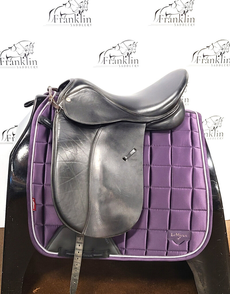 Klimke Miller Dressage Saddle 17.5" Seat Consignment #828