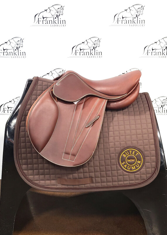 Butet Butet Premium Integrated L 15" Seat 1.5 Flap Standard Tree Gold Saddle