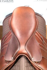 Butet Butet Premium Integrated L 15" Seat 1.5 Flap Standard Tree Gold Saddle