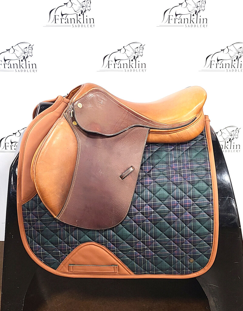 Beval Jumping Saddle 17.5" Seat Consignment #848