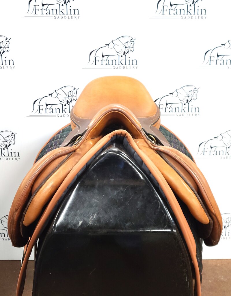 Beval Jumping Saddle 17.5" Seat Consignment #848