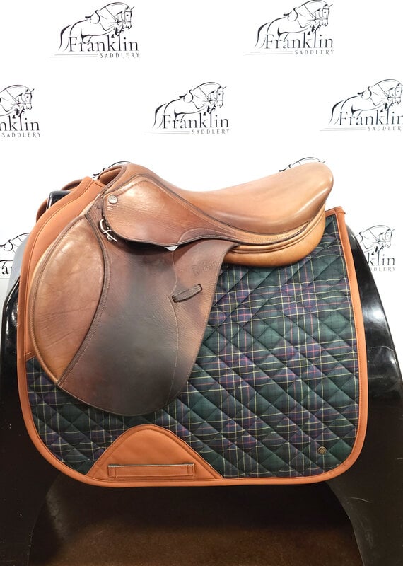 Pessoa Jumping Saddle 17" Seat Consignment #847