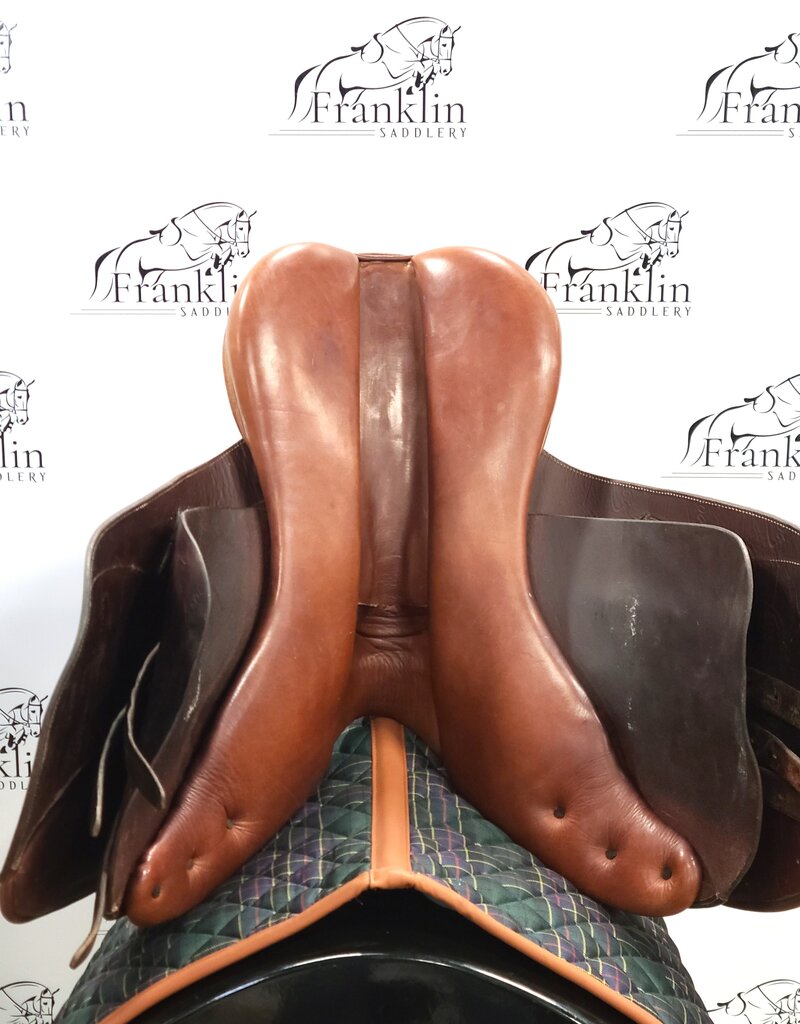 Pessoa Jumping Saddle 17" Seat Consignment #847