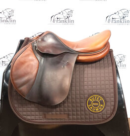 Butet M 17.5" Seat 2.5 Flap Gold Saddle Consignment #851