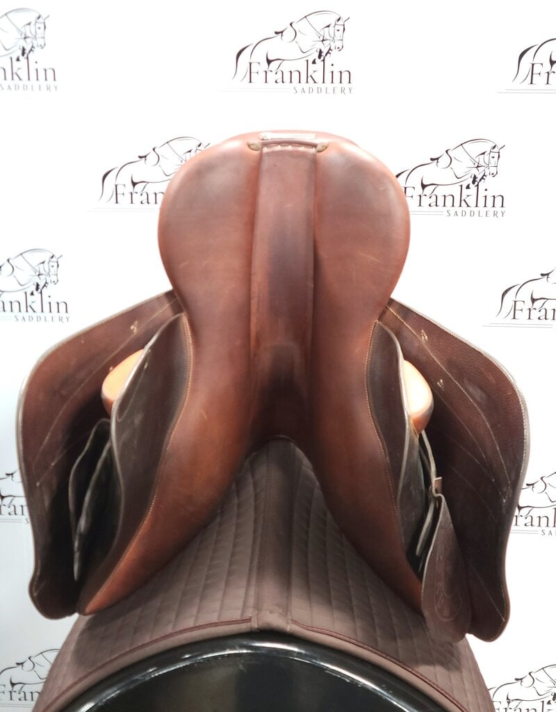Butet Used 2020 Butet Premium Integrated M 16.5" Seat 2.25 Flap Standard Tree Gold Saddle