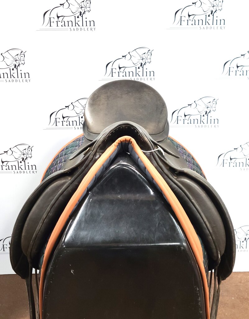 Miller Passier Dressage Saddle 17" Seat Medium Tree Consignment #850
