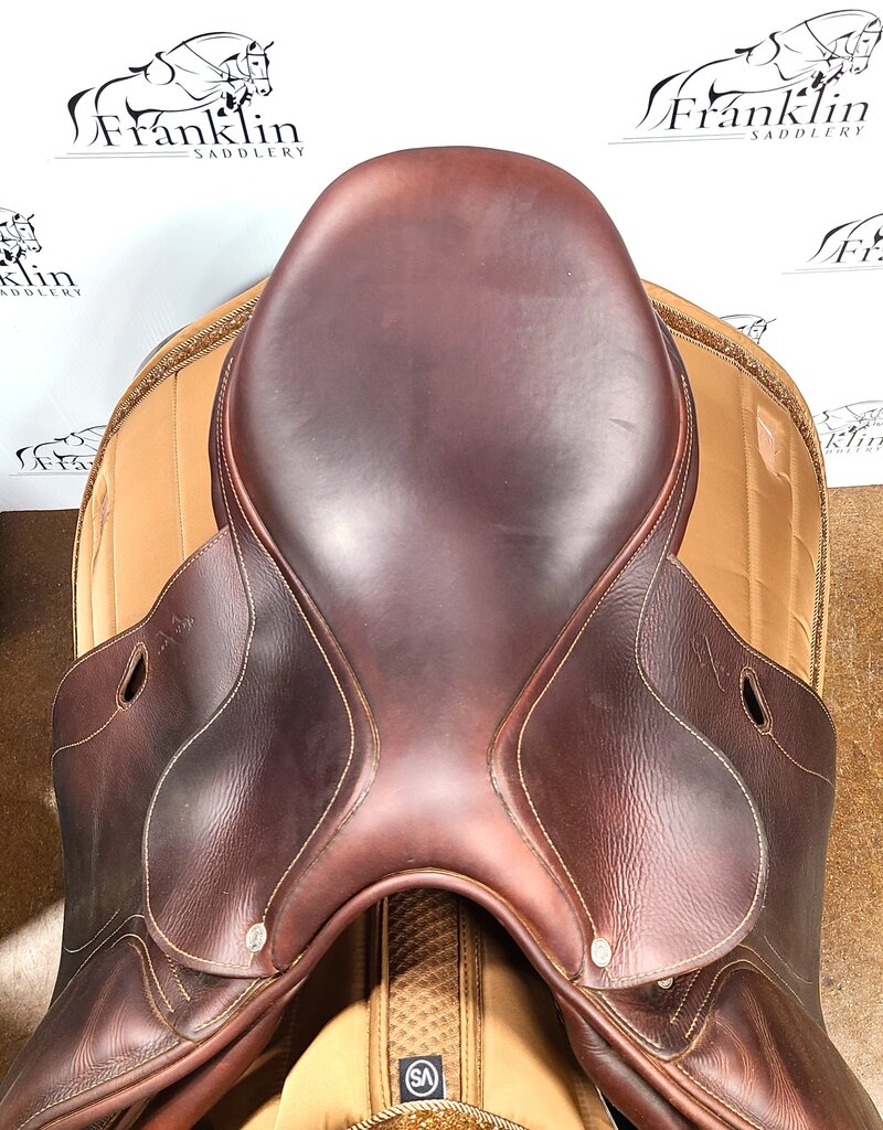 Antares Connexion Jumping Saddle 17" Seat Consignment #852