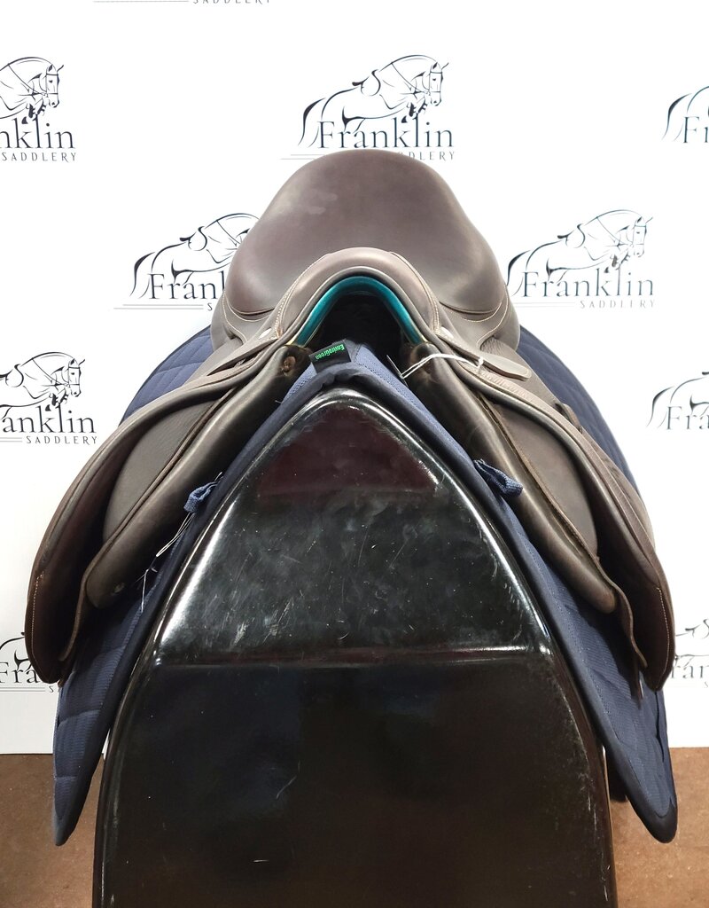 Voltaire Stuttgart Jumping Saddle 17" Seat Consignment #855