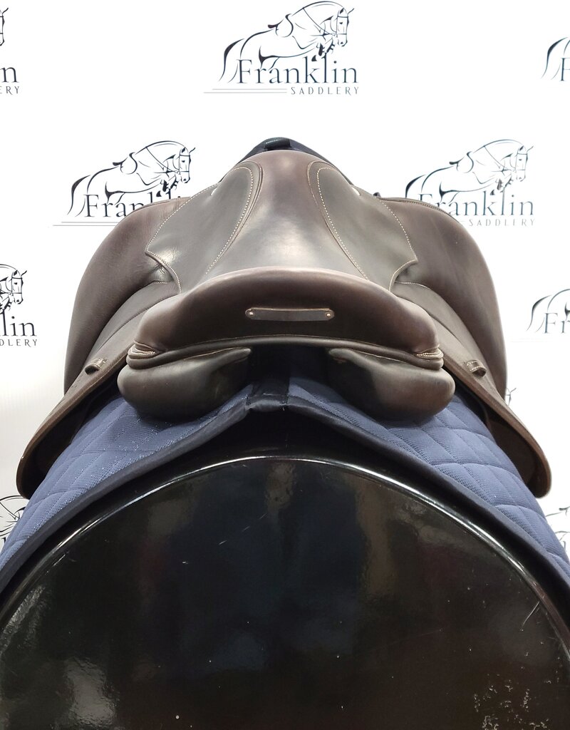 Voltaire Stuttgart Jumping Saddle 17" Seat Consignment #855