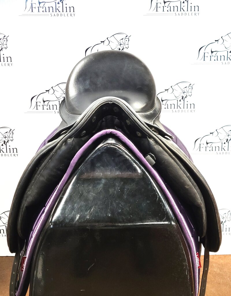 Frank Baines Dressage Saddle 18" Seat Consignment #860