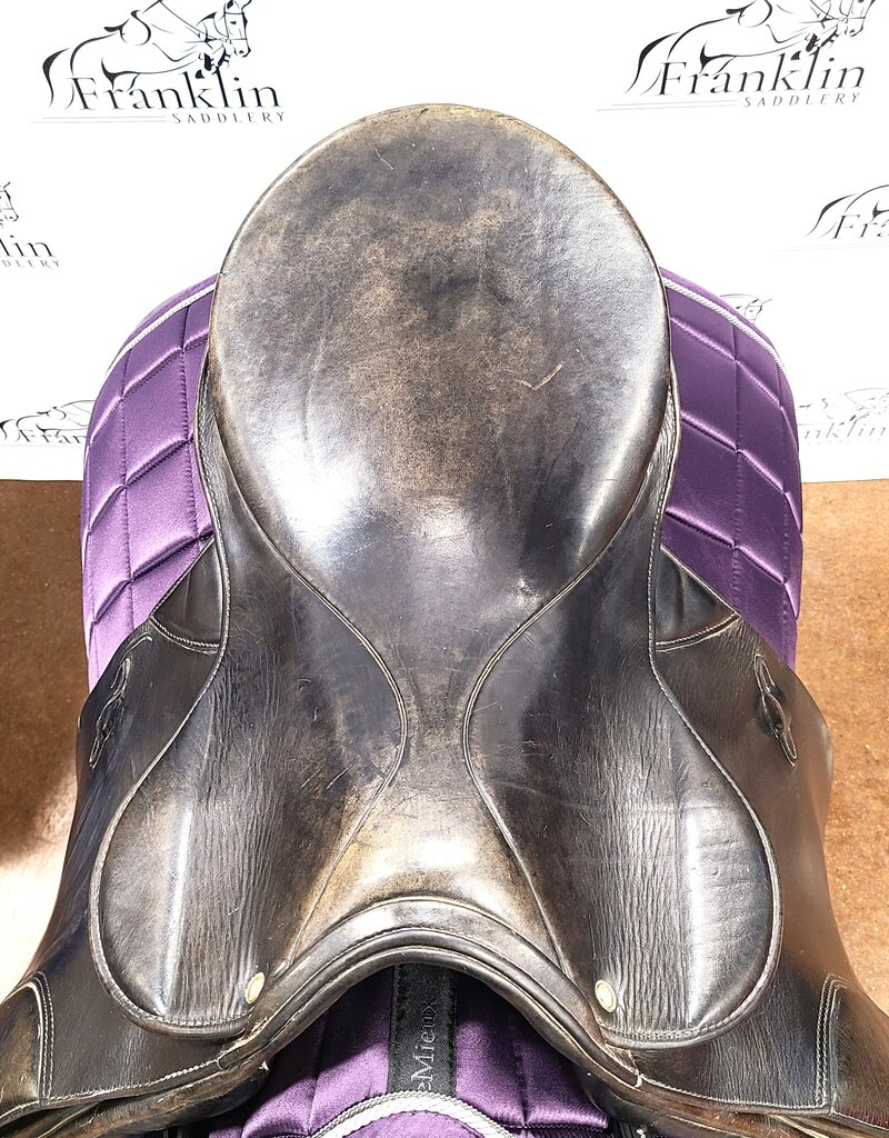 Euro-Riding Saphir Dressage Saddle 18" Seat Consignment #857