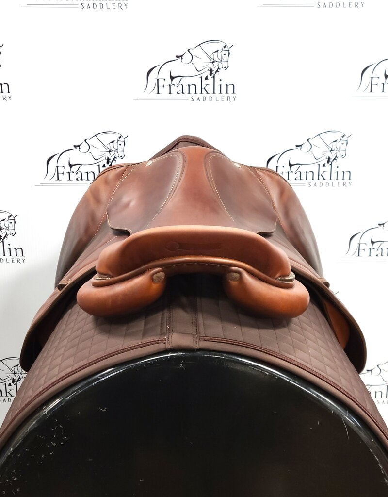 Butet Used Butet Premium Integrated M 17" Seat 2.25 Flap Standard Tree Gold Saddle #864