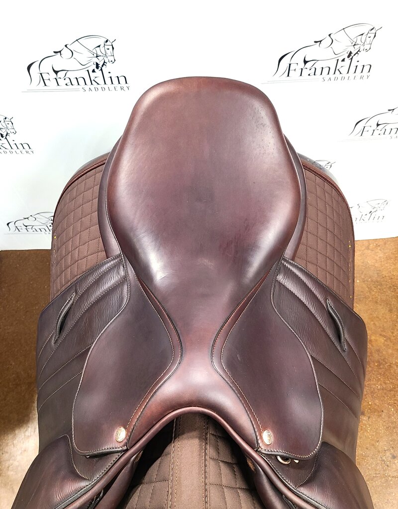 Butet Used 2023 Premium Integrated Butet M 17" Seat 2.25 Flap Wide Tree Cachou Saddle