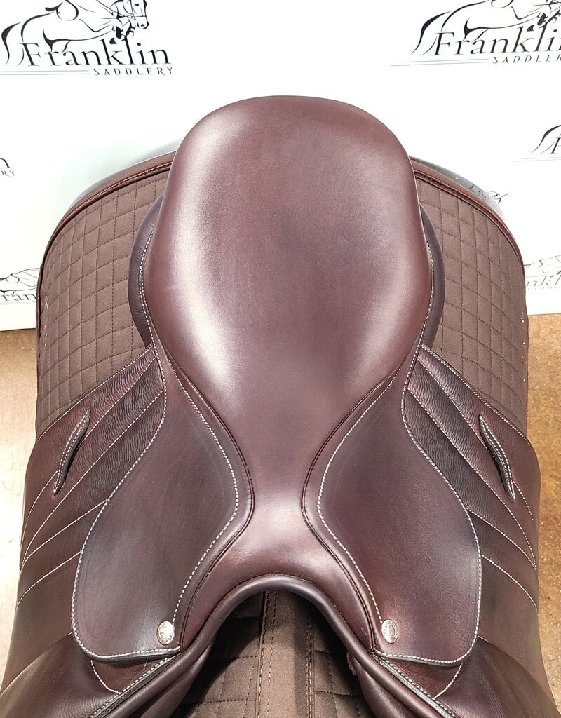 Butet 2026 Premium Butet L 15" Seat 1.5 Short Flap FVIRG DT A+ Cachou Saddle