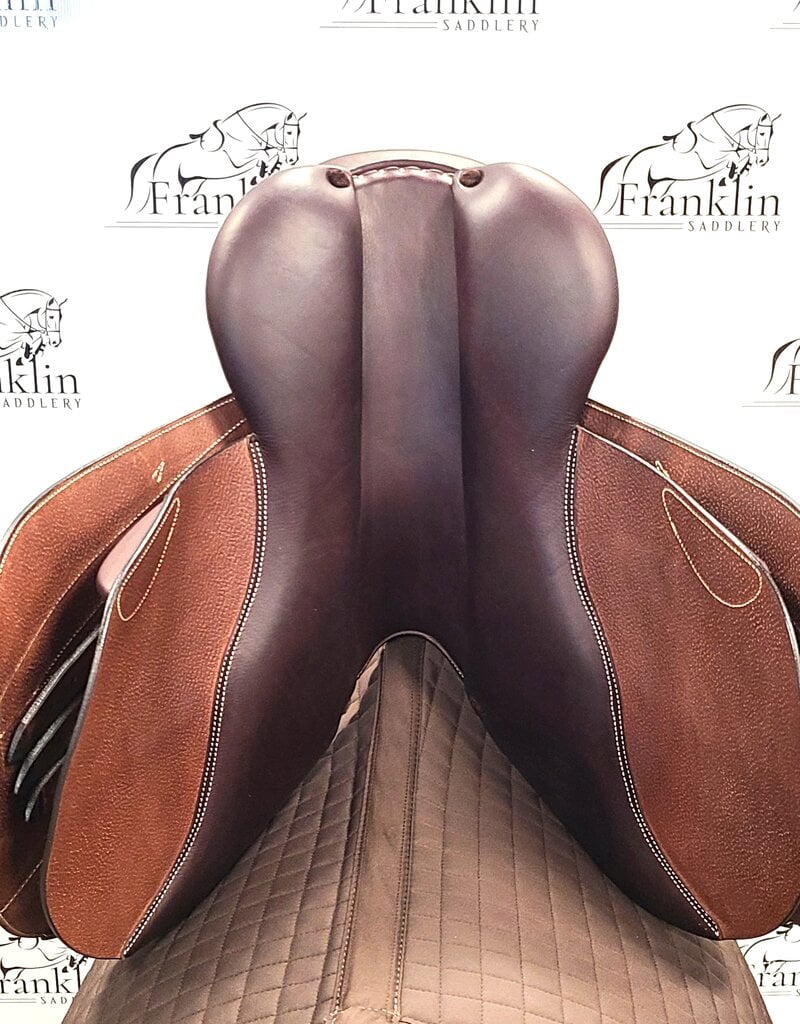 Butet 2026 Premium Butet L 15" Seat 1.5 Short Flap FVIRG DT A+ Cachou Saddle