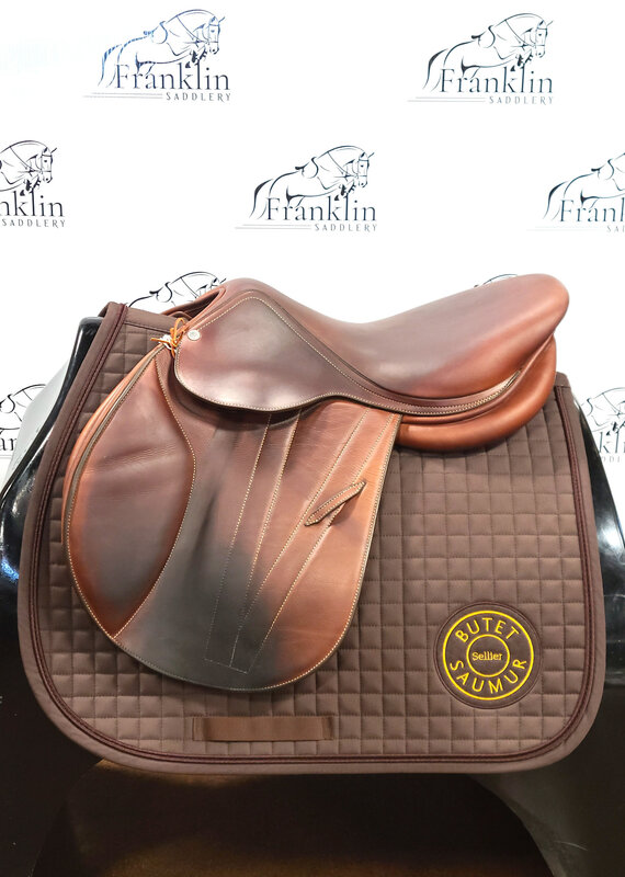 Used Butet L 17" Comfort Seat 2 Flap Standard Tree Gold Saddle Consignment #868